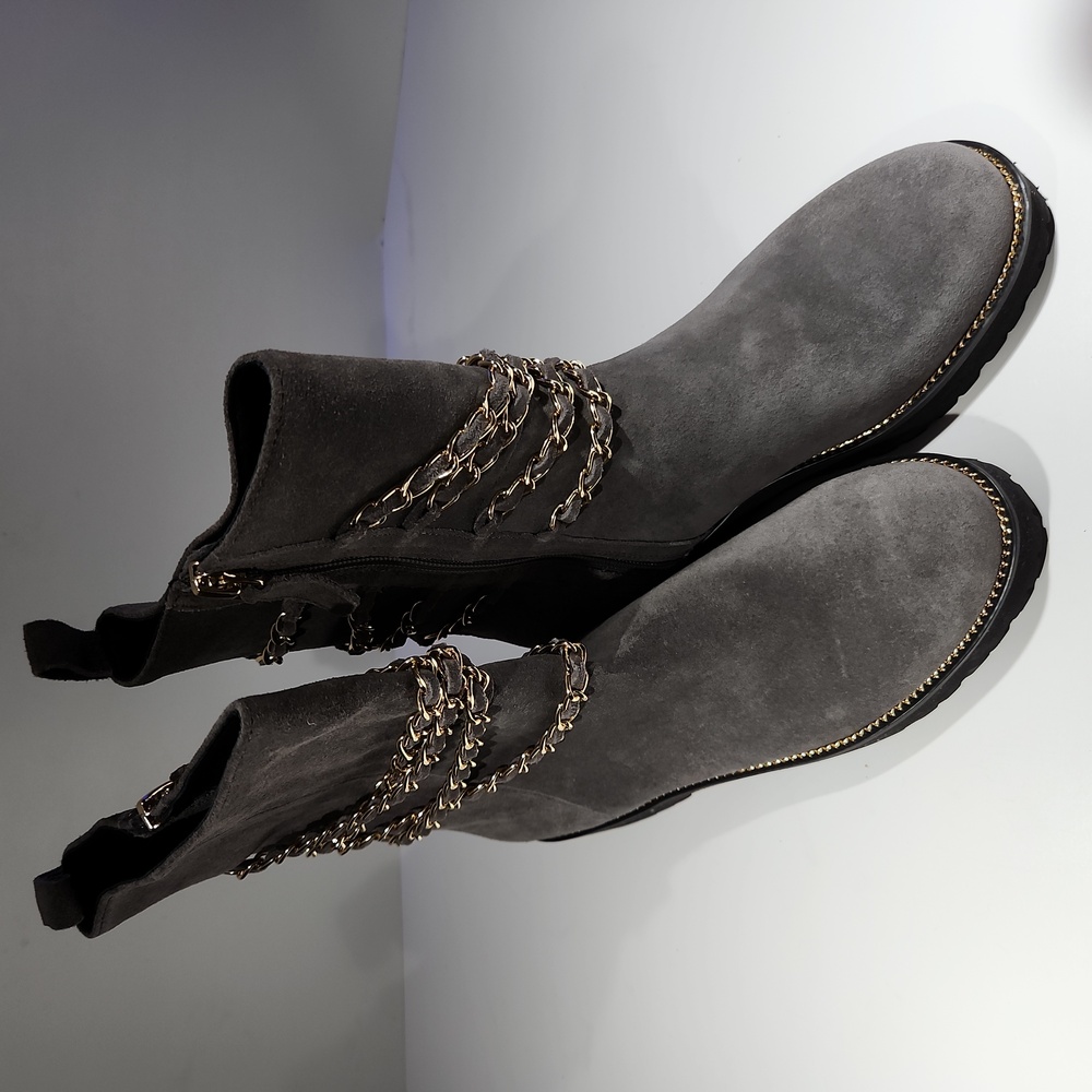 CECELIA New York "Misunderstood" Grey Suede boots Size 6.5